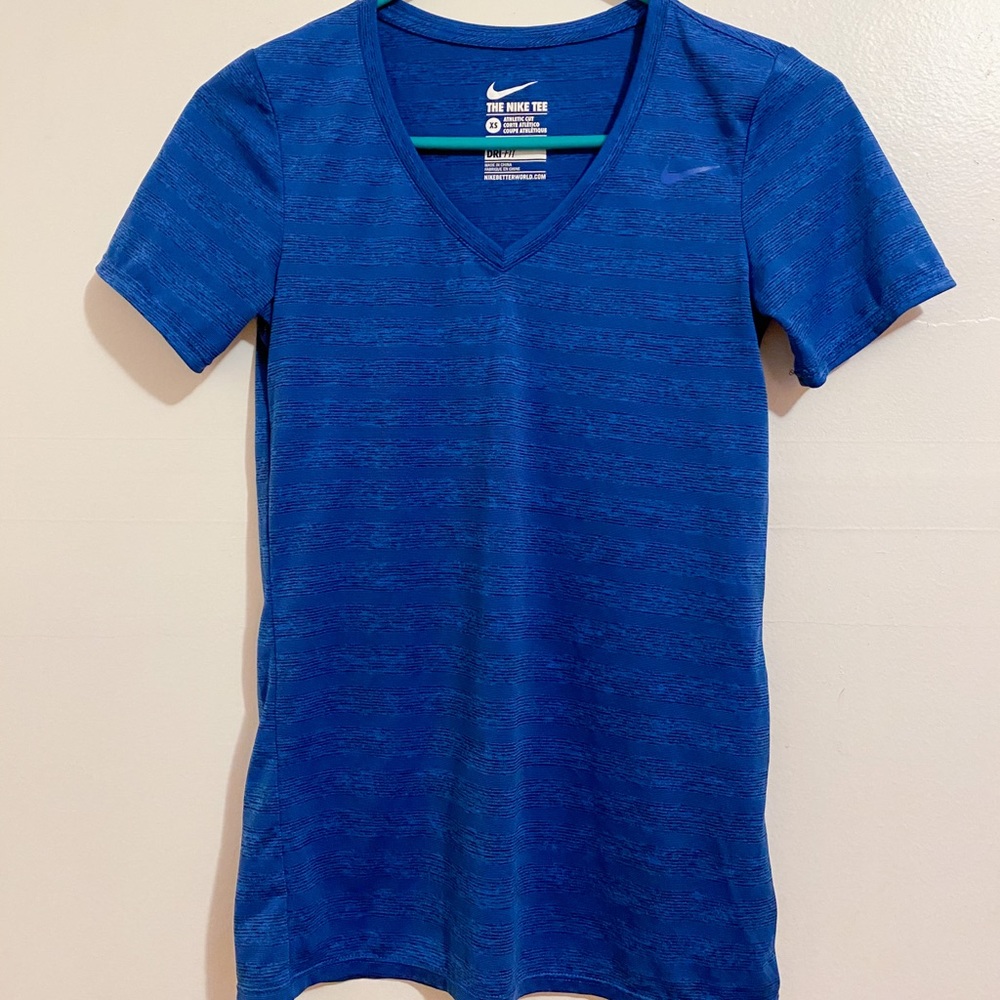 Women’s Nike Drifit Vneck Tee